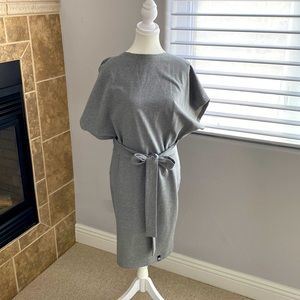 B wear midi dress with short sleeves - size S/M